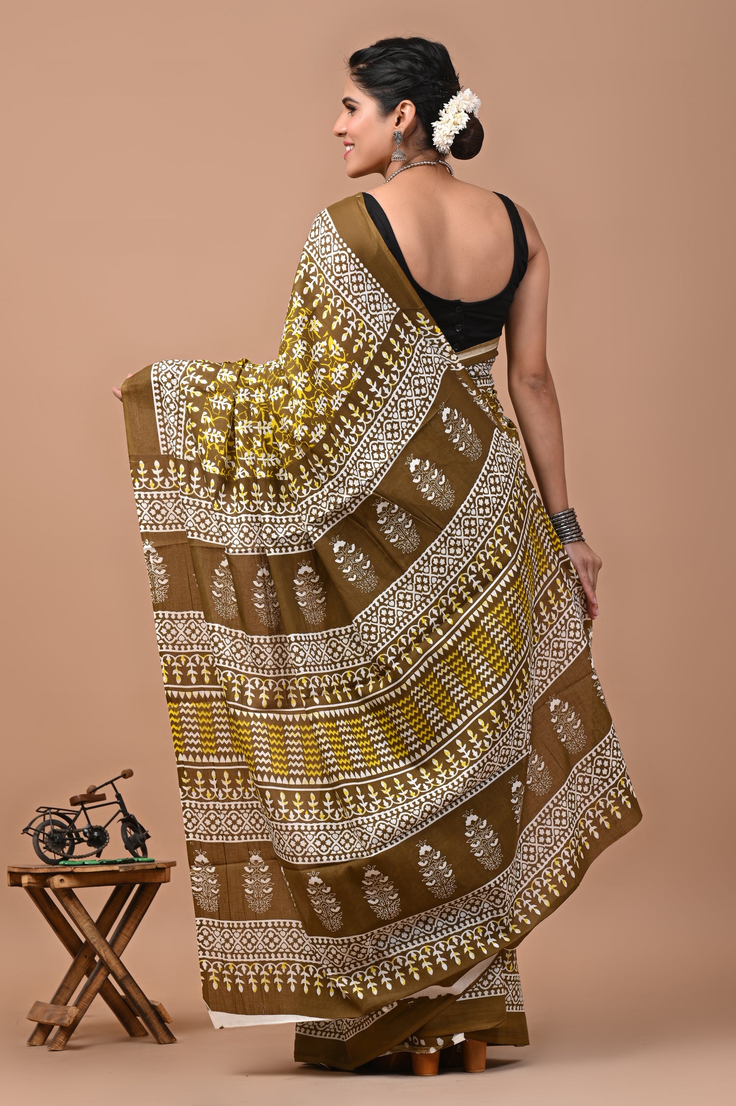 Ajrak Printed Pure Cotton Mulmul Saree With Blouse